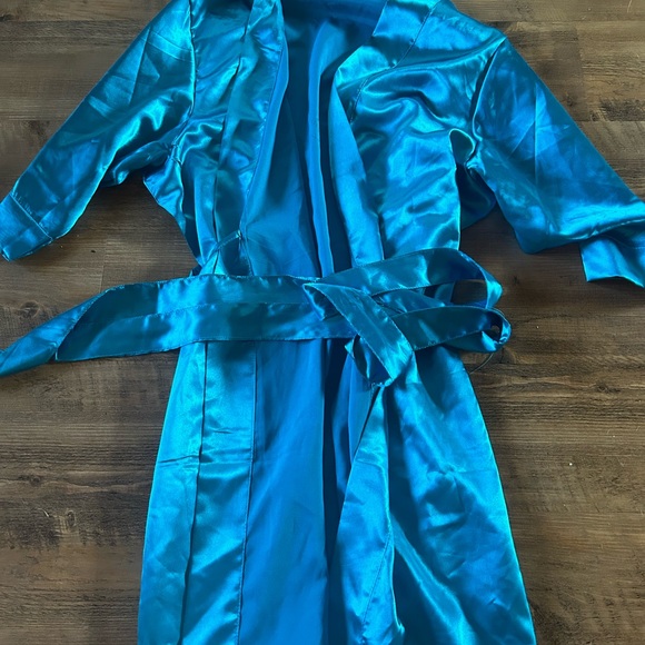 bride gown - Picture 2 of 2